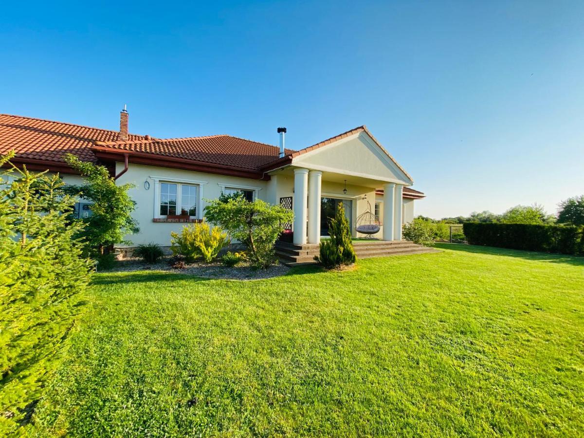 Siedlisko Wytowno Villa Ustka Exterior photo